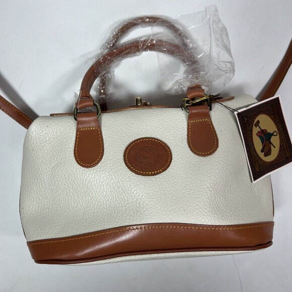 NWT Coldwater Canyon Women's Genuine Split Leather Crossbody Purse Cream Brown - Picture 4 of 12